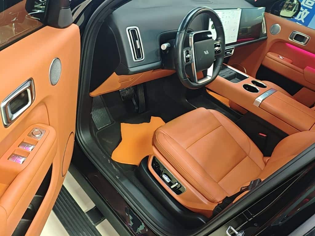 Li Auto Li Xiang L9 2024 — Фото 16/20