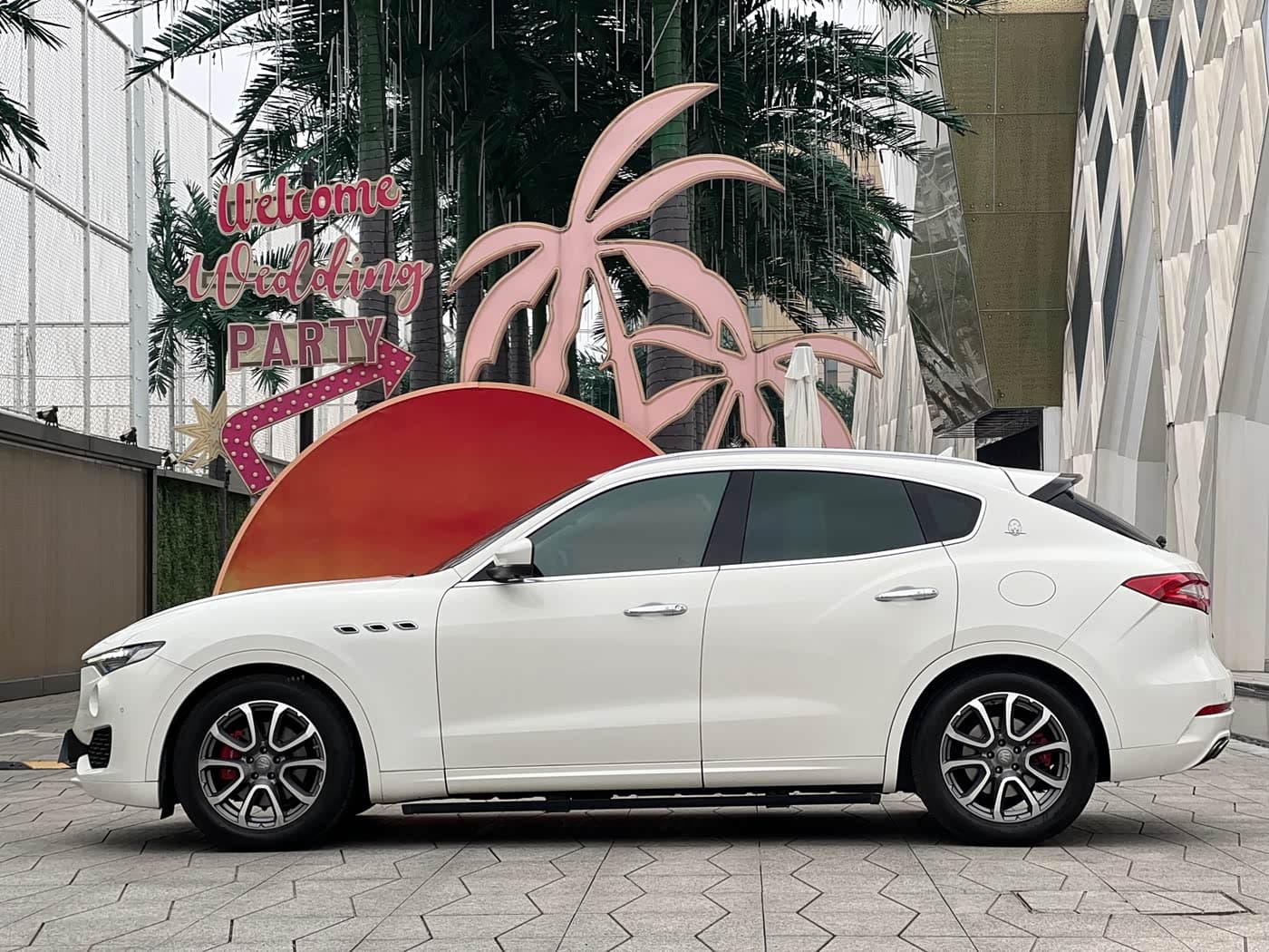 Maserati Levante 2018 — Фото 7/20