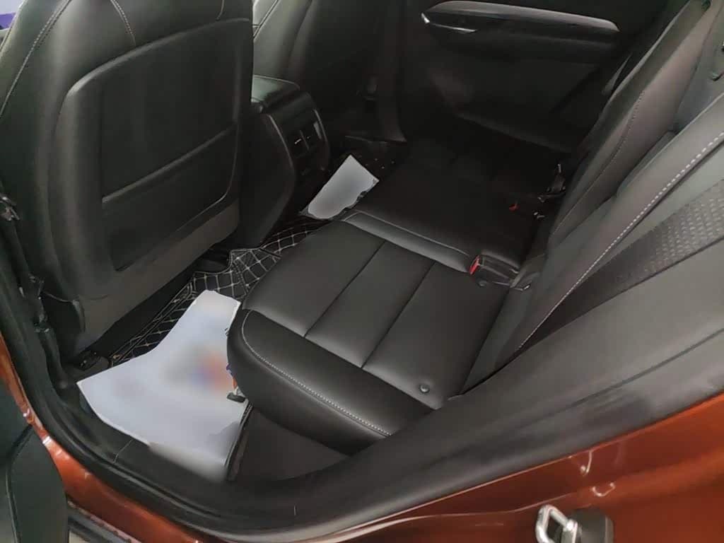 Cadillac XT4 2019 — Фото 17/20