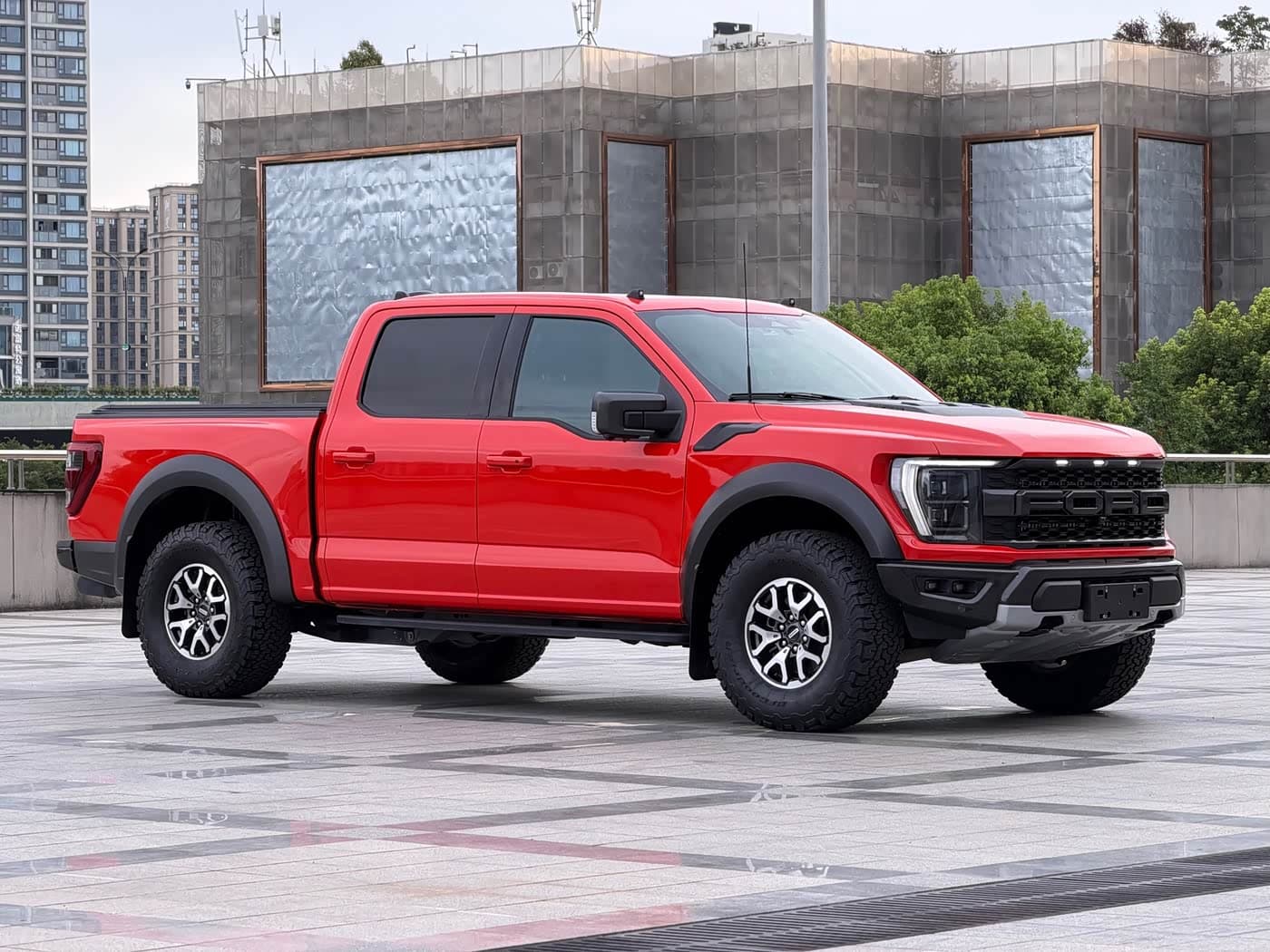 Ford F-150 Raptor 2024 — Фото 3/20
