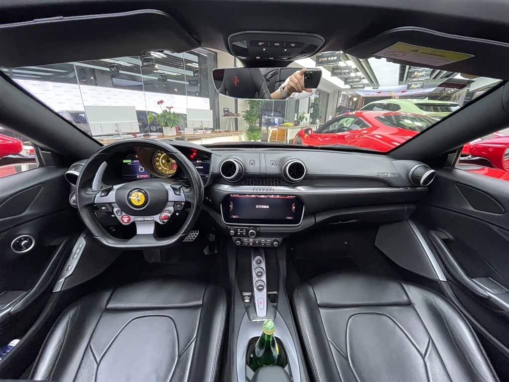 Ferrari Portofino 2019 — Фото 13/13
