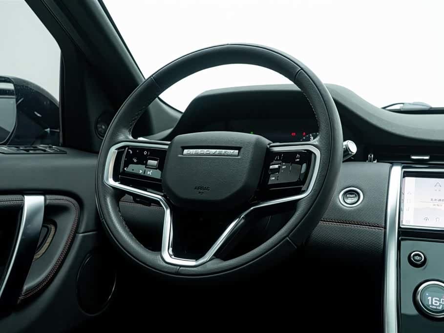 Land Rover Discovery Sport 2023 — Фото 12/20