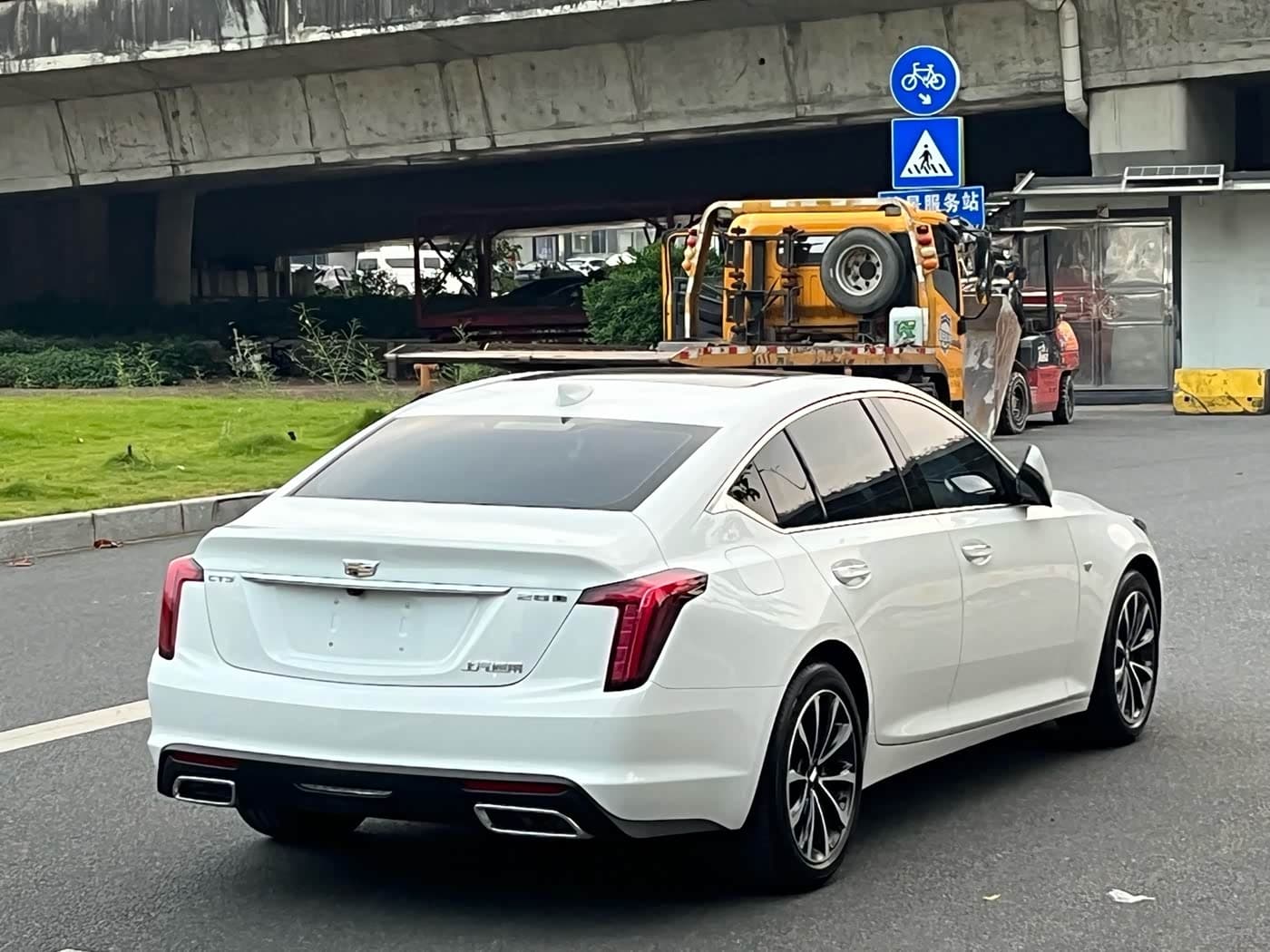 Cadillac CT5 2022 — Фото 5/20