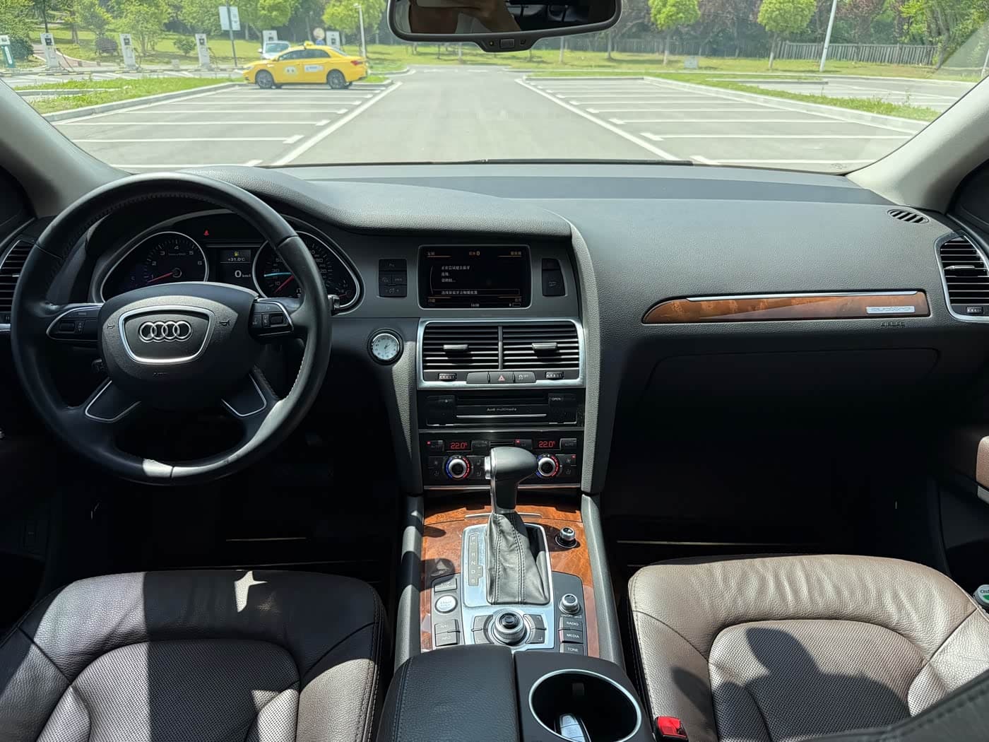 Audi Q7 2015 — Фото 7/11