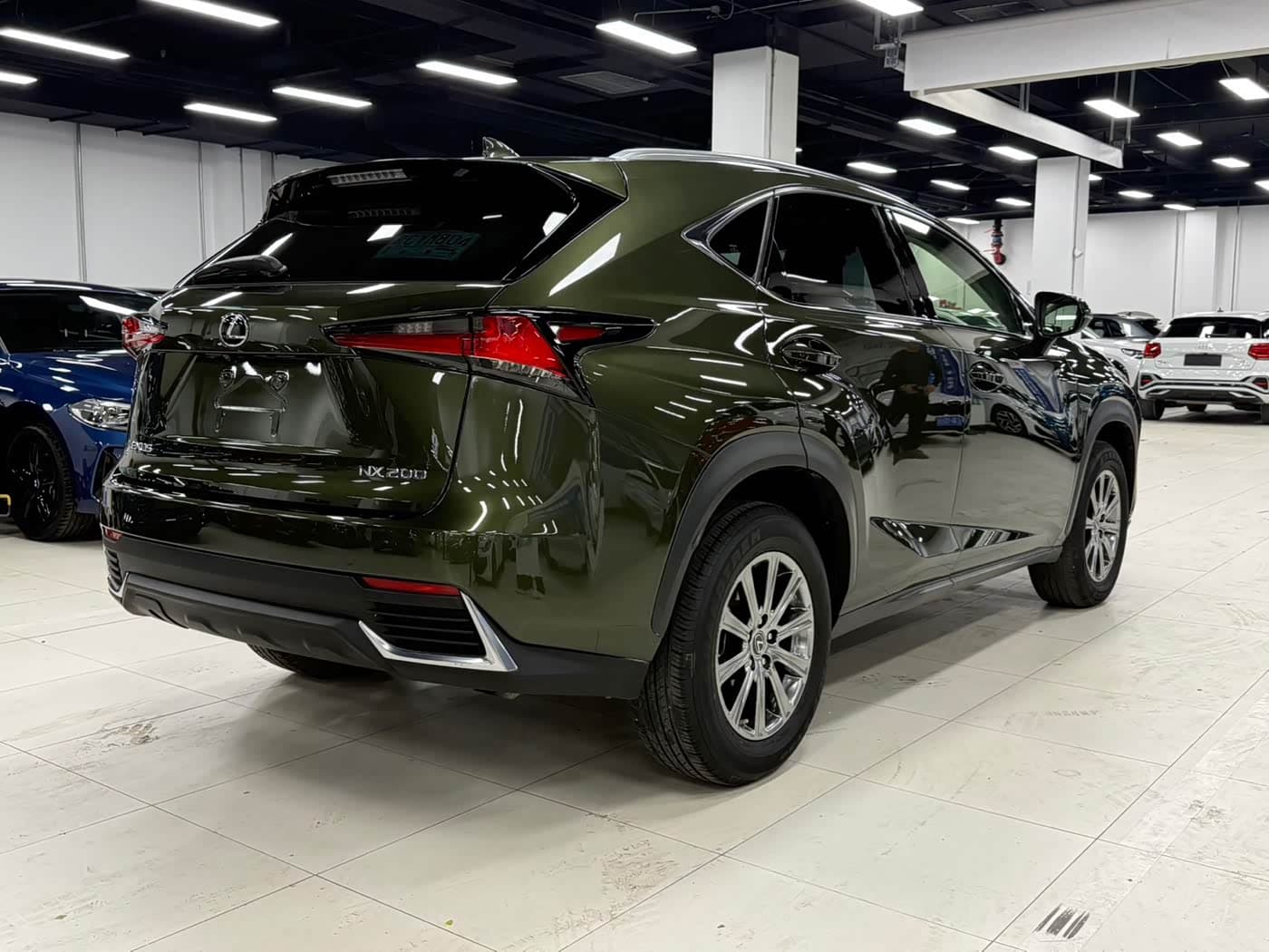 Lexus NX 2021 — Фото 5/20