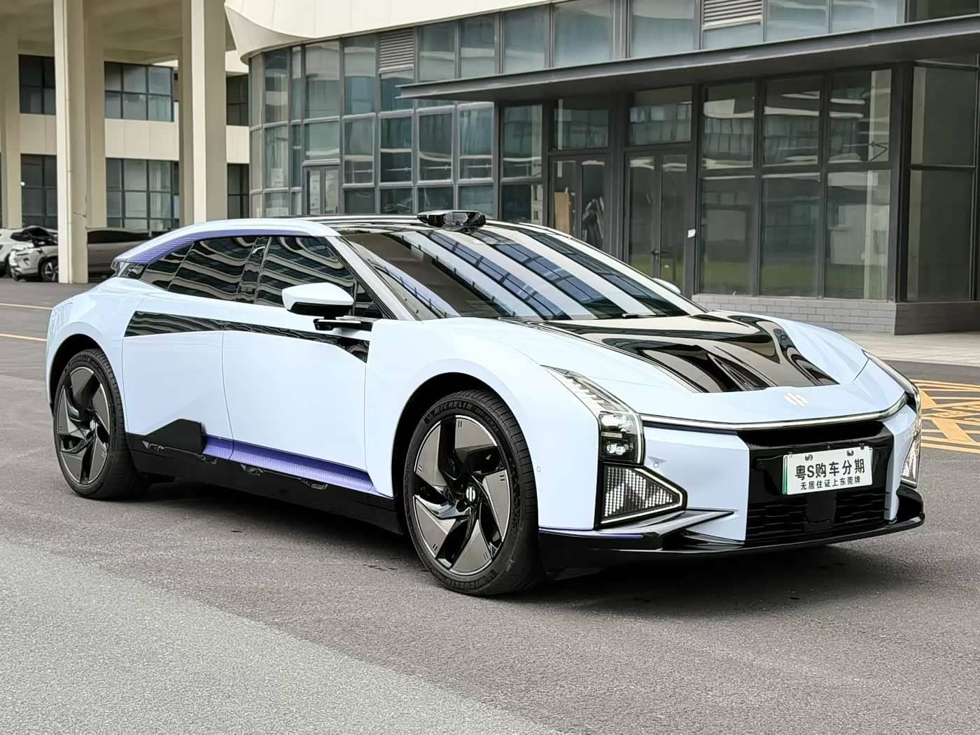 HiPhi Z, 2023