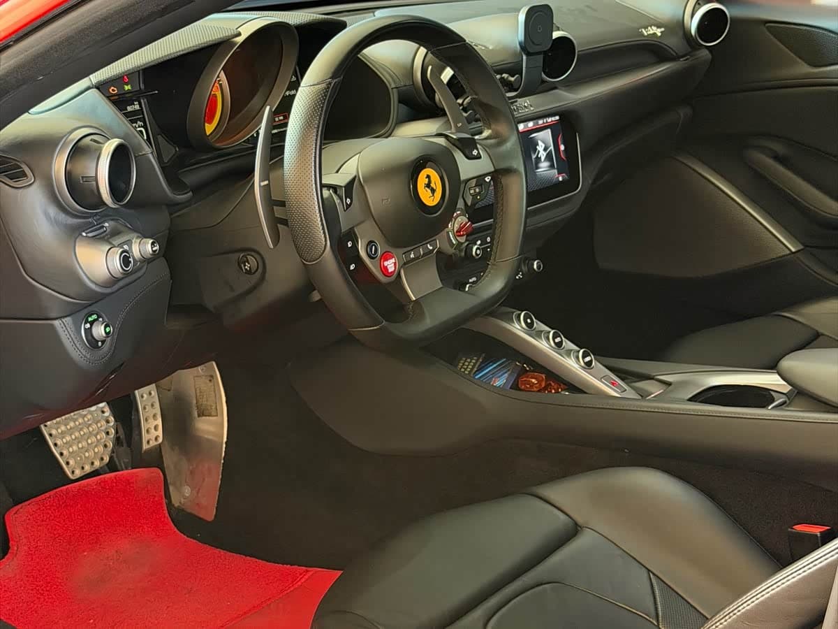 Ferrari Portofino 2019 — Фото 4/12