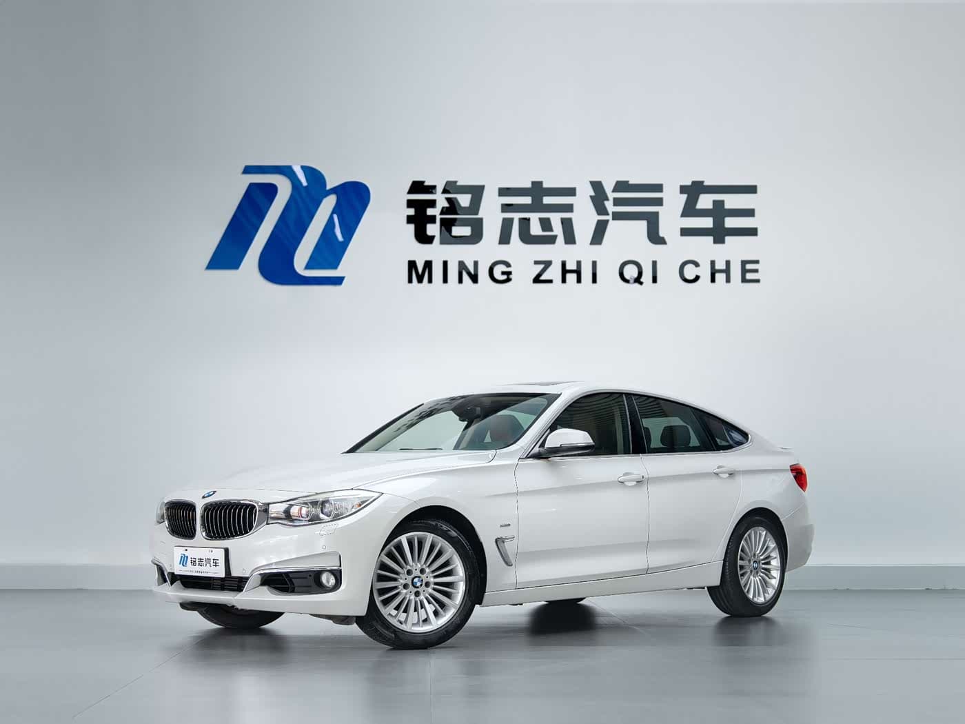 BMW 3 Series GT 2016 — Фото 2/16