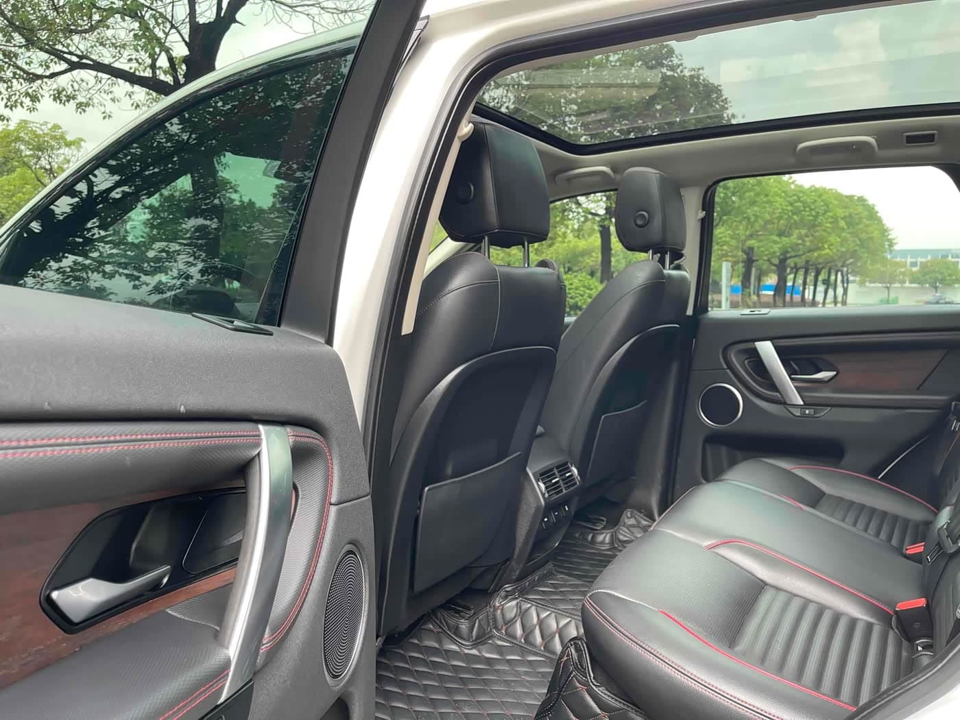 Land Rover Discovery Sport 2020 — Фото 10/20
