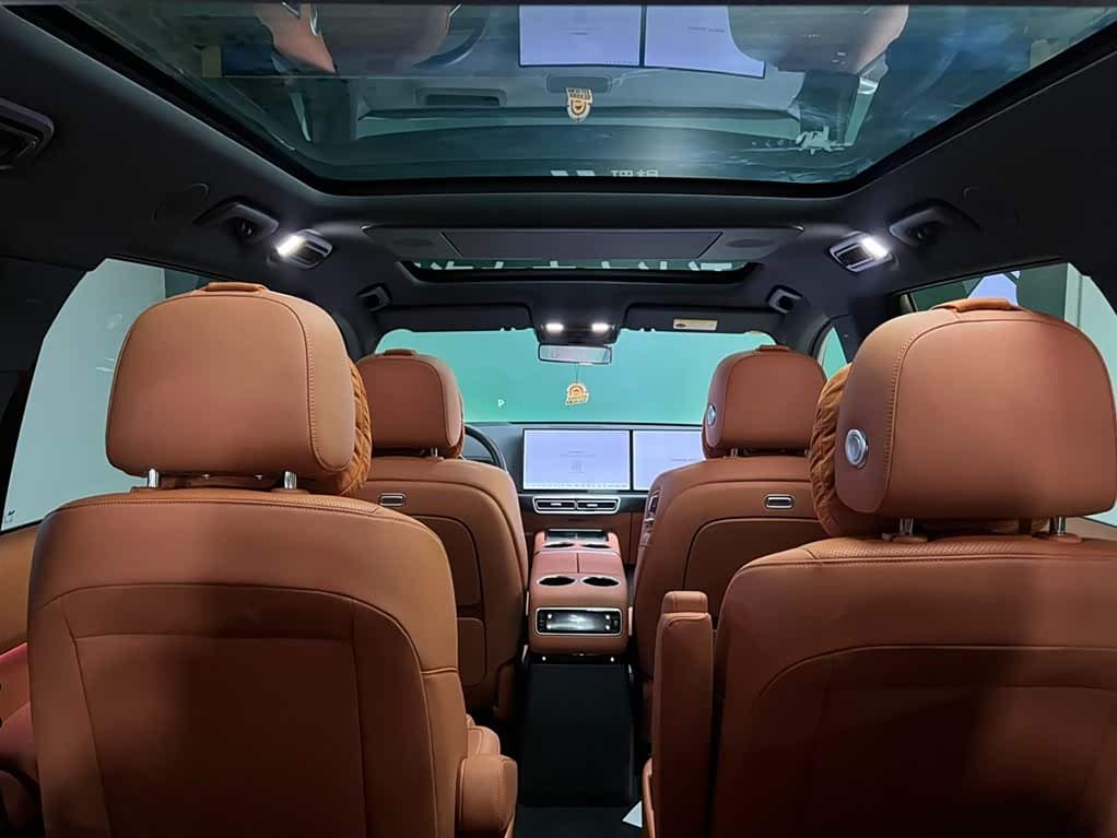 Li Auto Li Xiang L9 2025 — Фото 8/13