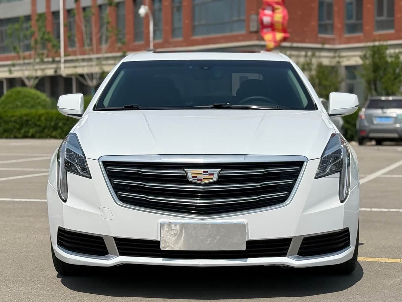Cadillac XTS 2018 — Фото 2/9