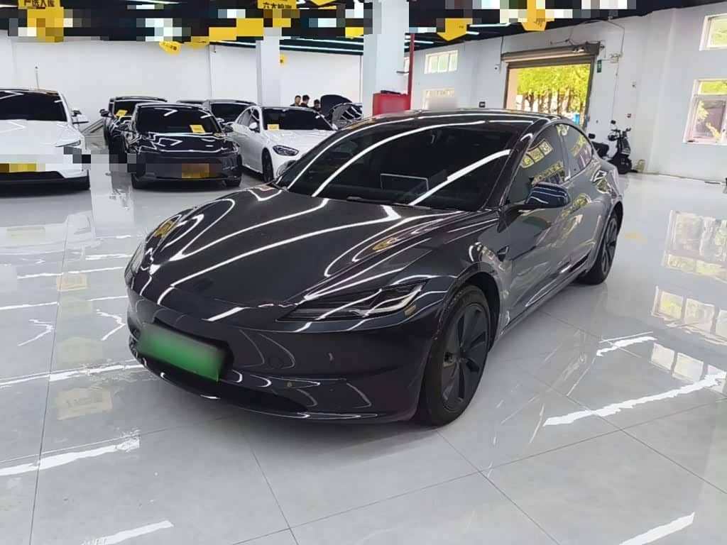 Tesla Model 3, 2024