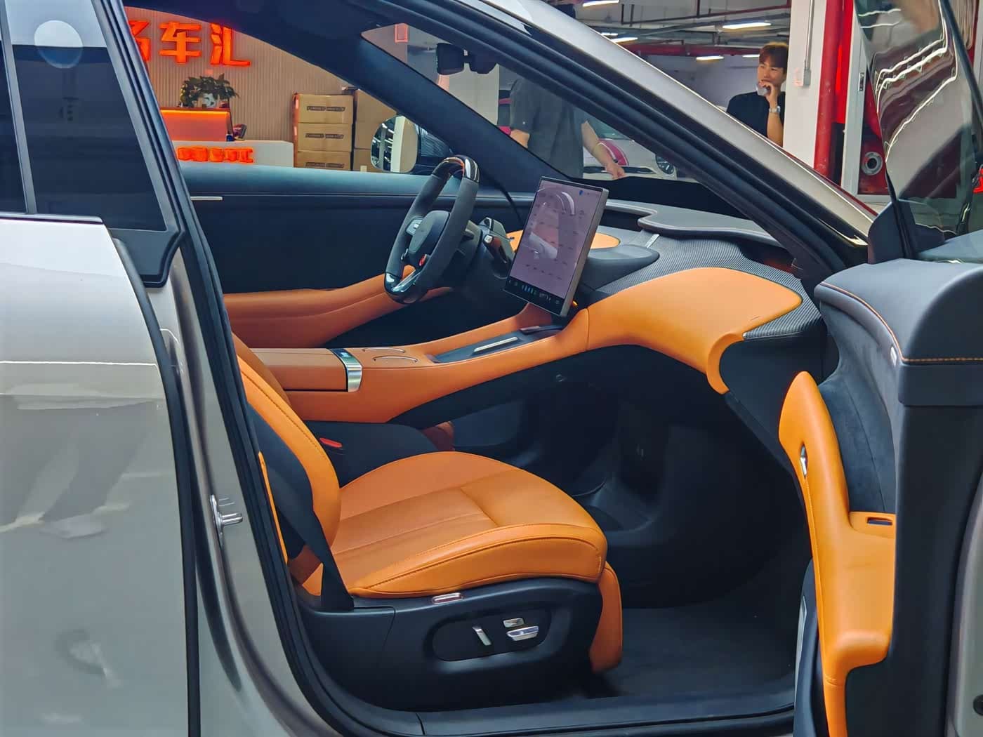 Xiaomi Auto Xiaomi YU7 2025 — Фото 15/19
