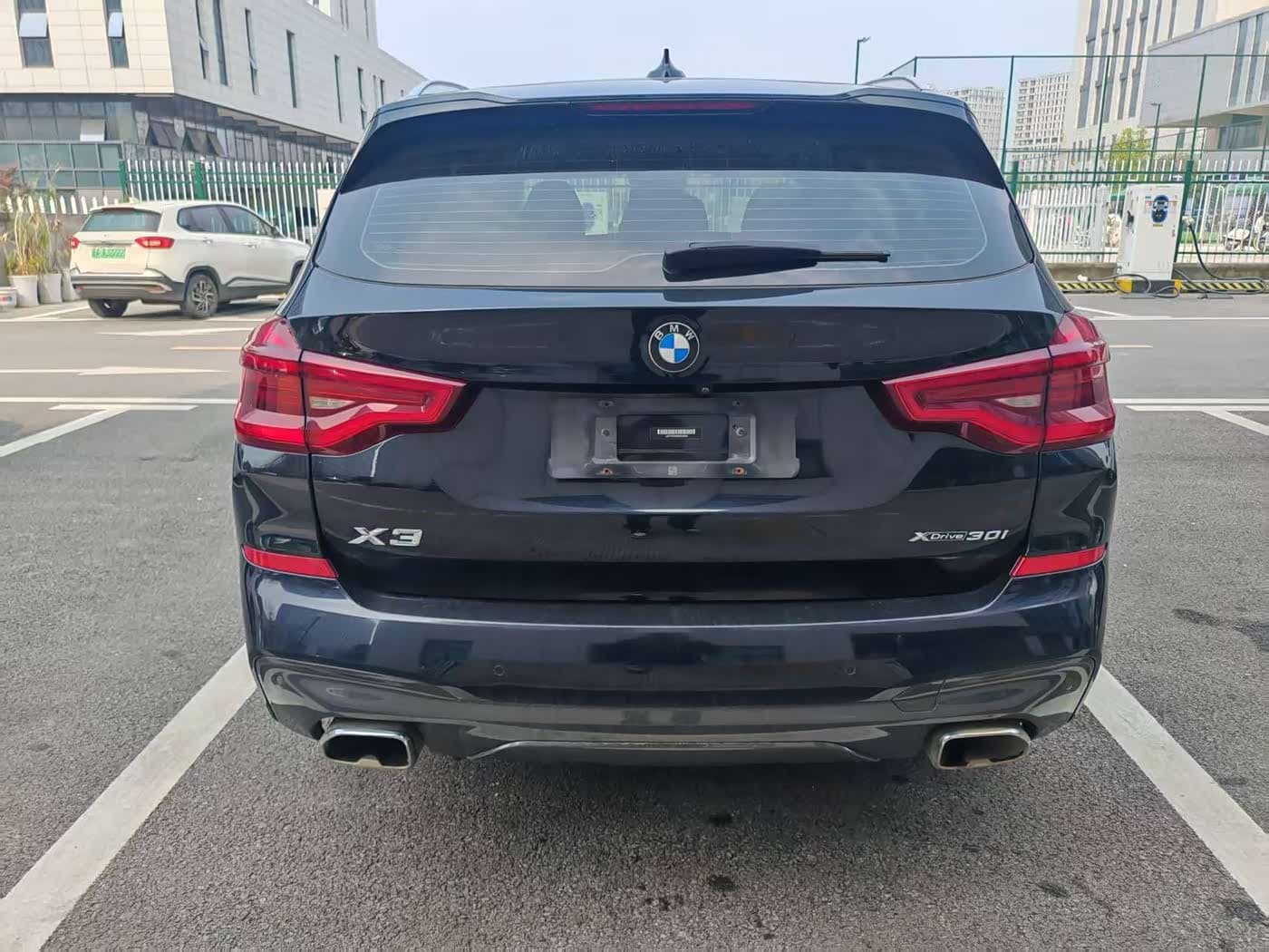 BMW X3 2021 — Фото 7/11
