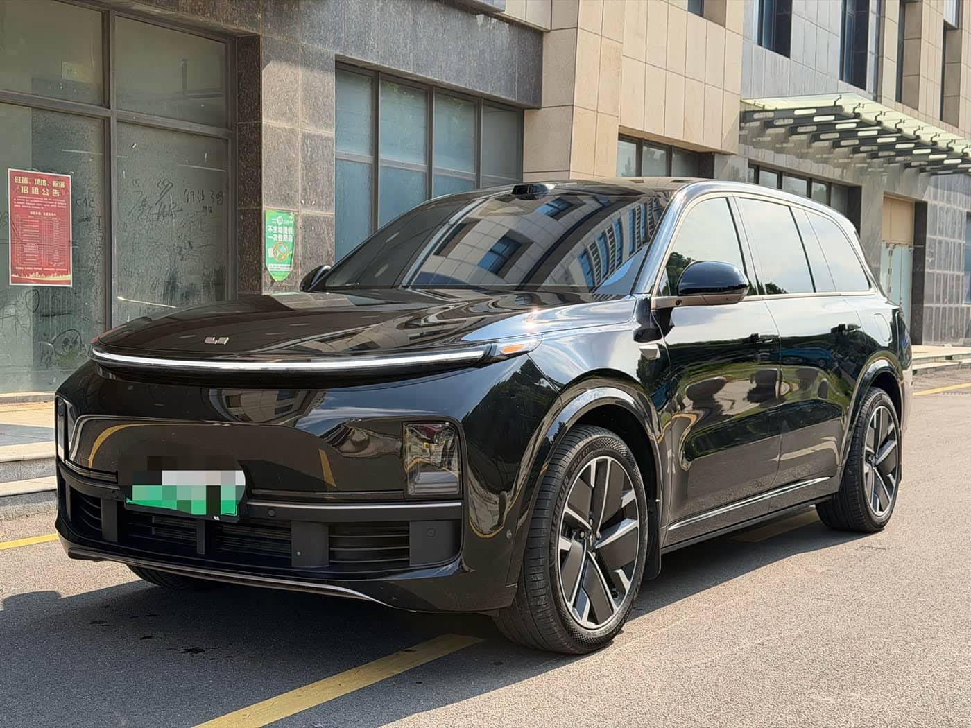 Li Auto Li Xiang L9, 2025