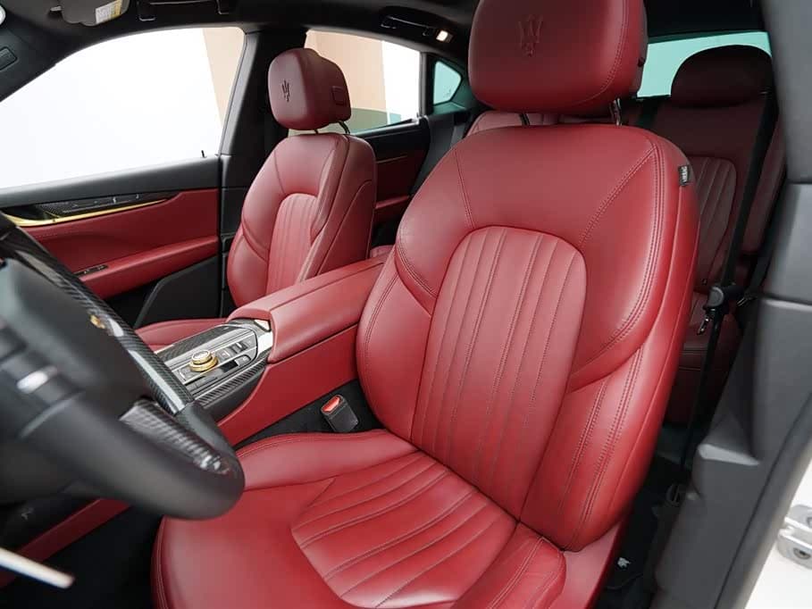Maserati Levante 2017 — Фото 4/17