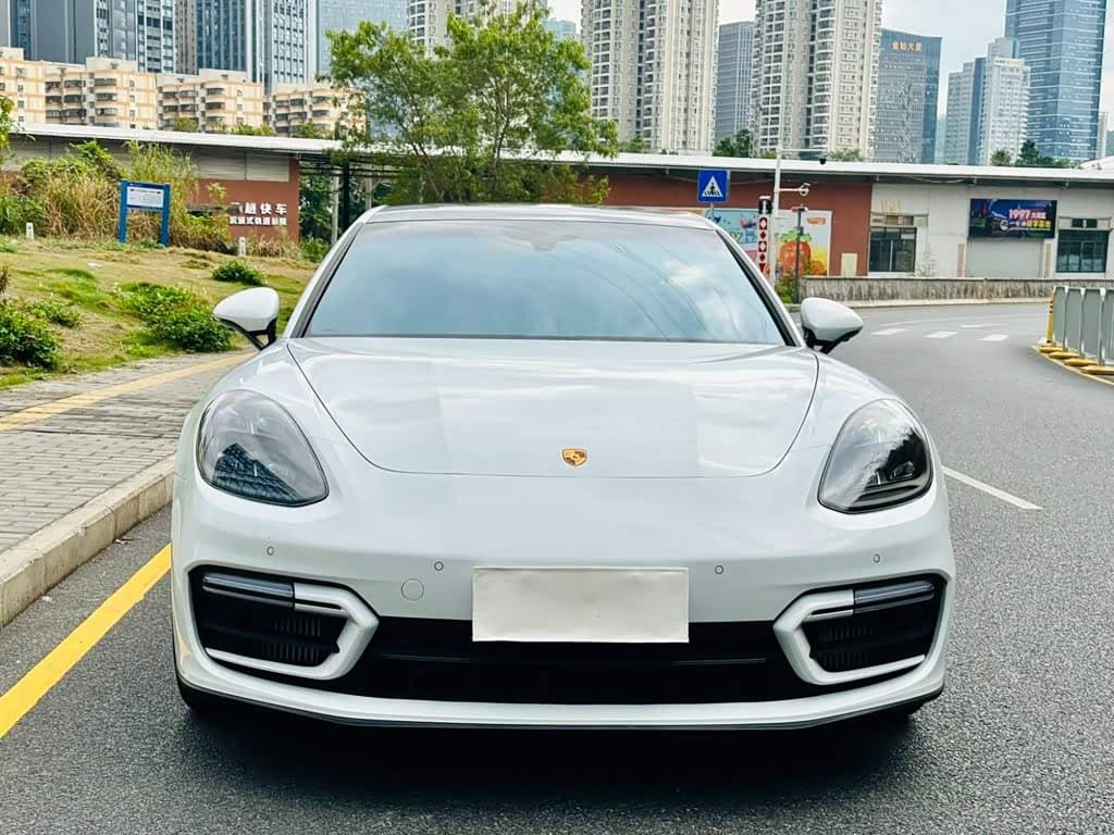 Porsche Panamera 2023 — Фото 2/19