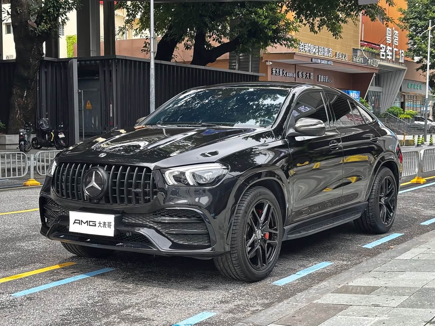 Mercedes-Benz GLE Coupe AMG 2021 — Фото 1/15