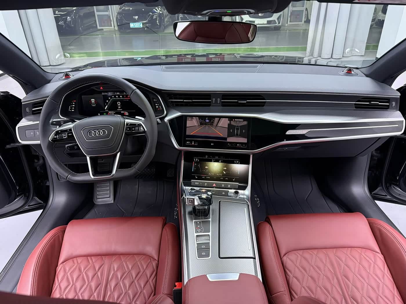 Audi A7L 2025 — Фото 7/9