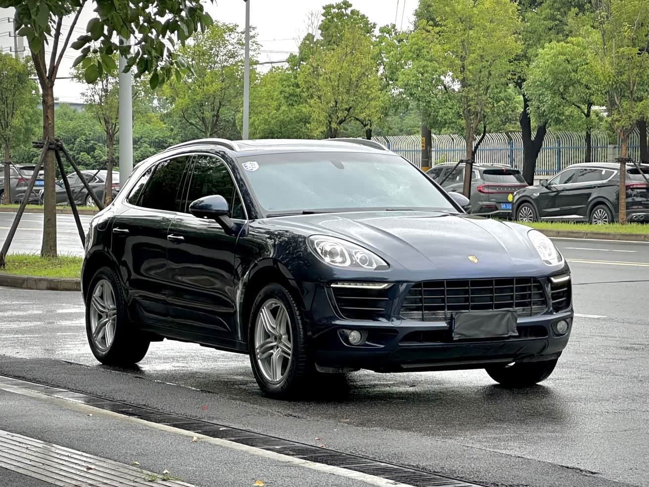 Porsche Macan 2015 — Фото 8/20