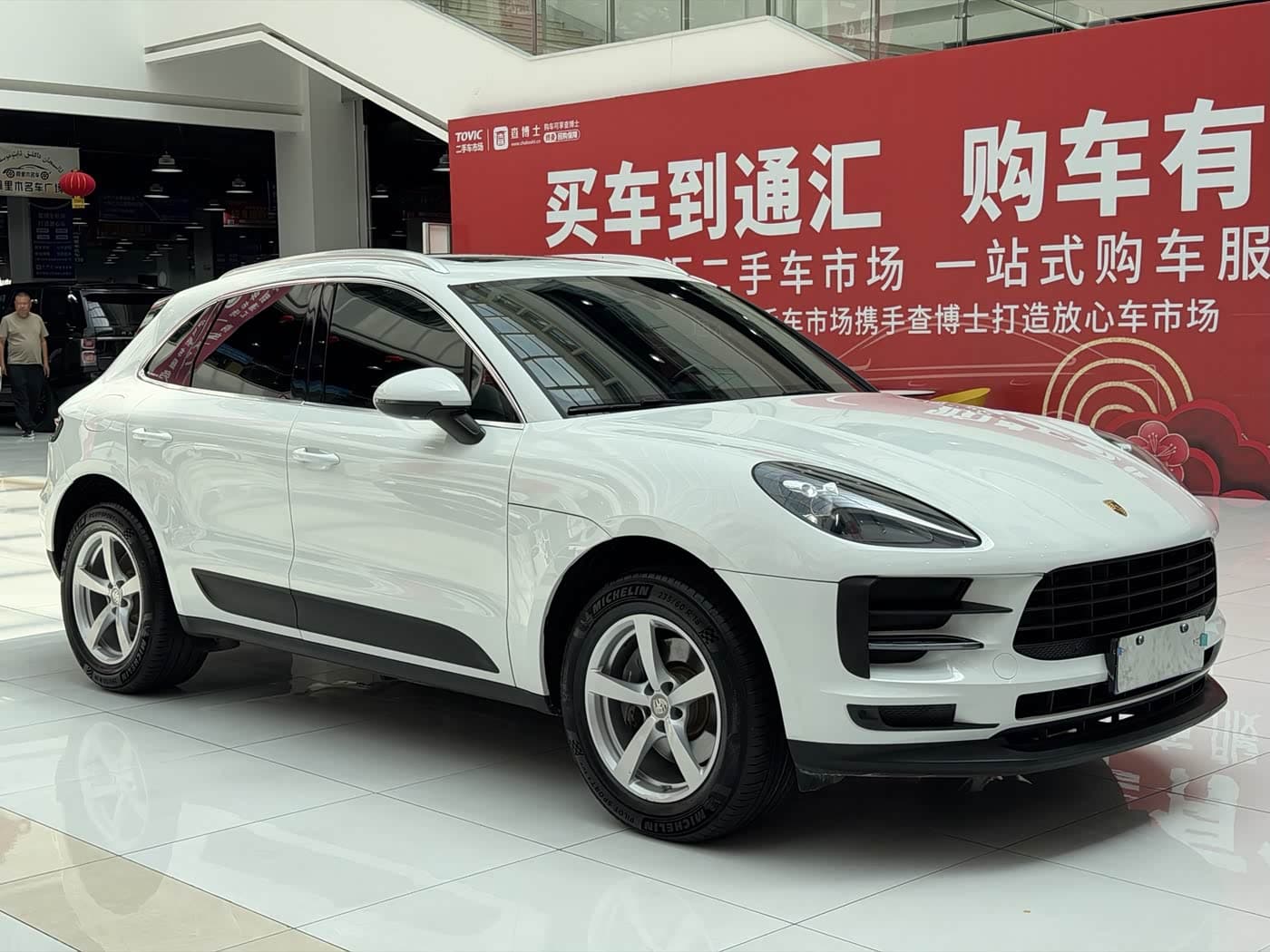 Porsche Macan 2021 — Фото 3/20
