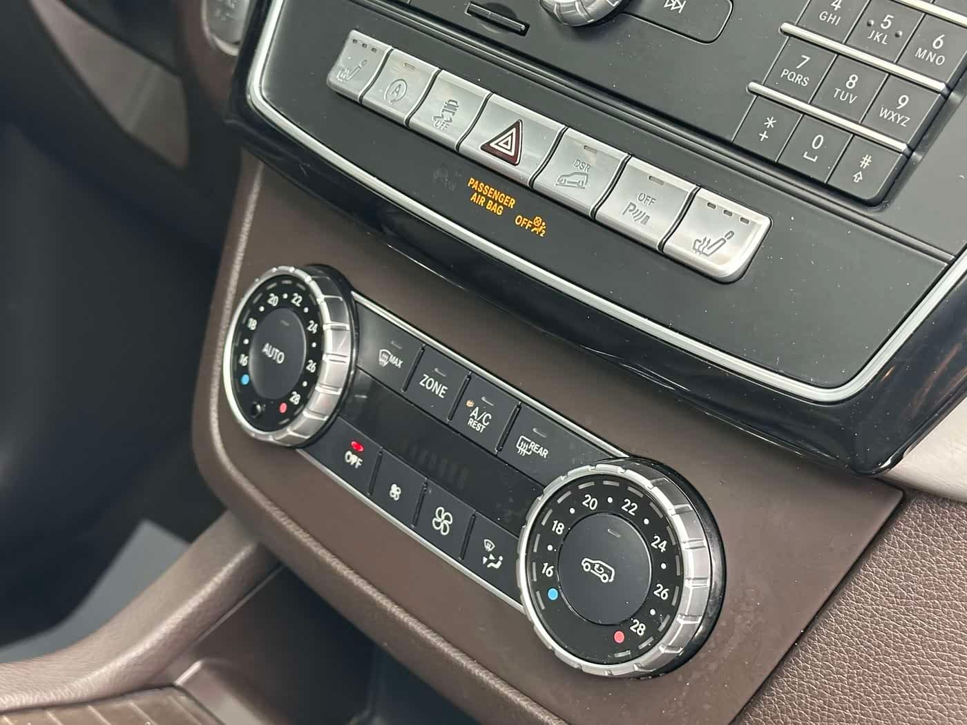Mercedes-Benz GLE 2015 — Фото 17/18
