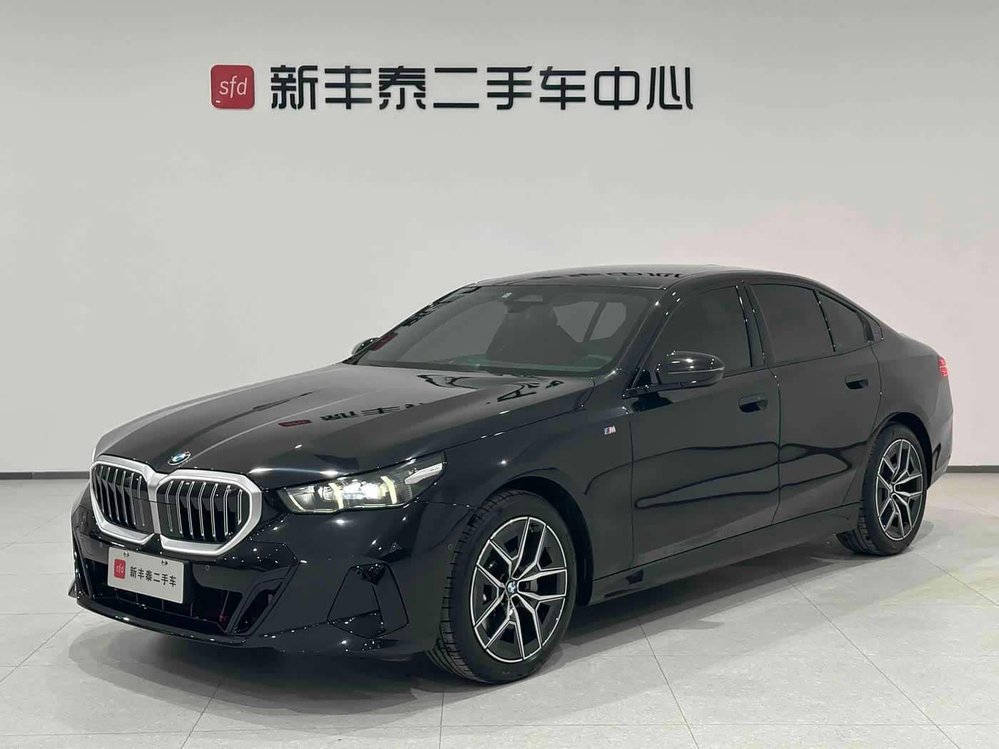 BMW 5 Series, 2025