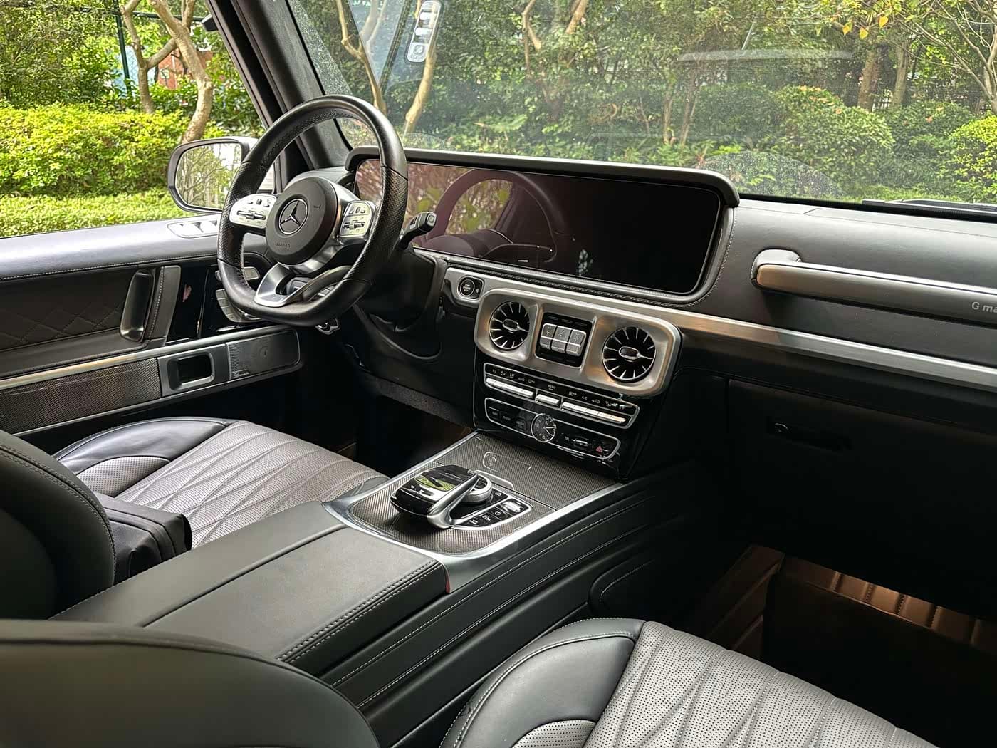 Mercedes-Benz G-Class 2023 — Фото 11/15
