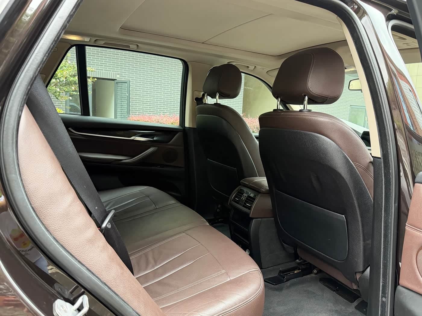 BMW X5 2015 — Фото 4/12