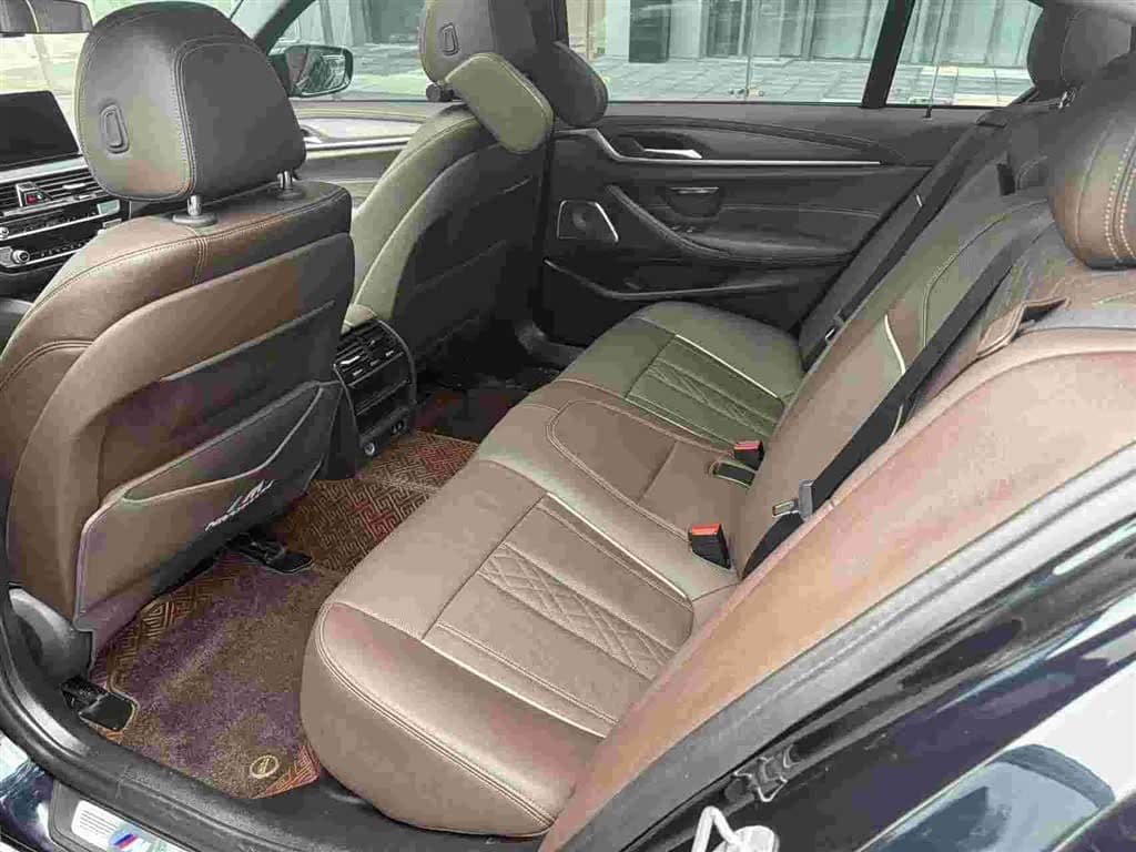 BMW 5 Series 2021 — Фото 7/8
