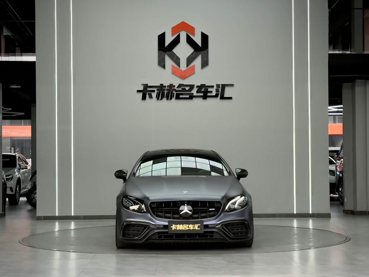 Mercedes-Benz E-Class 2018 — Фото 2/18