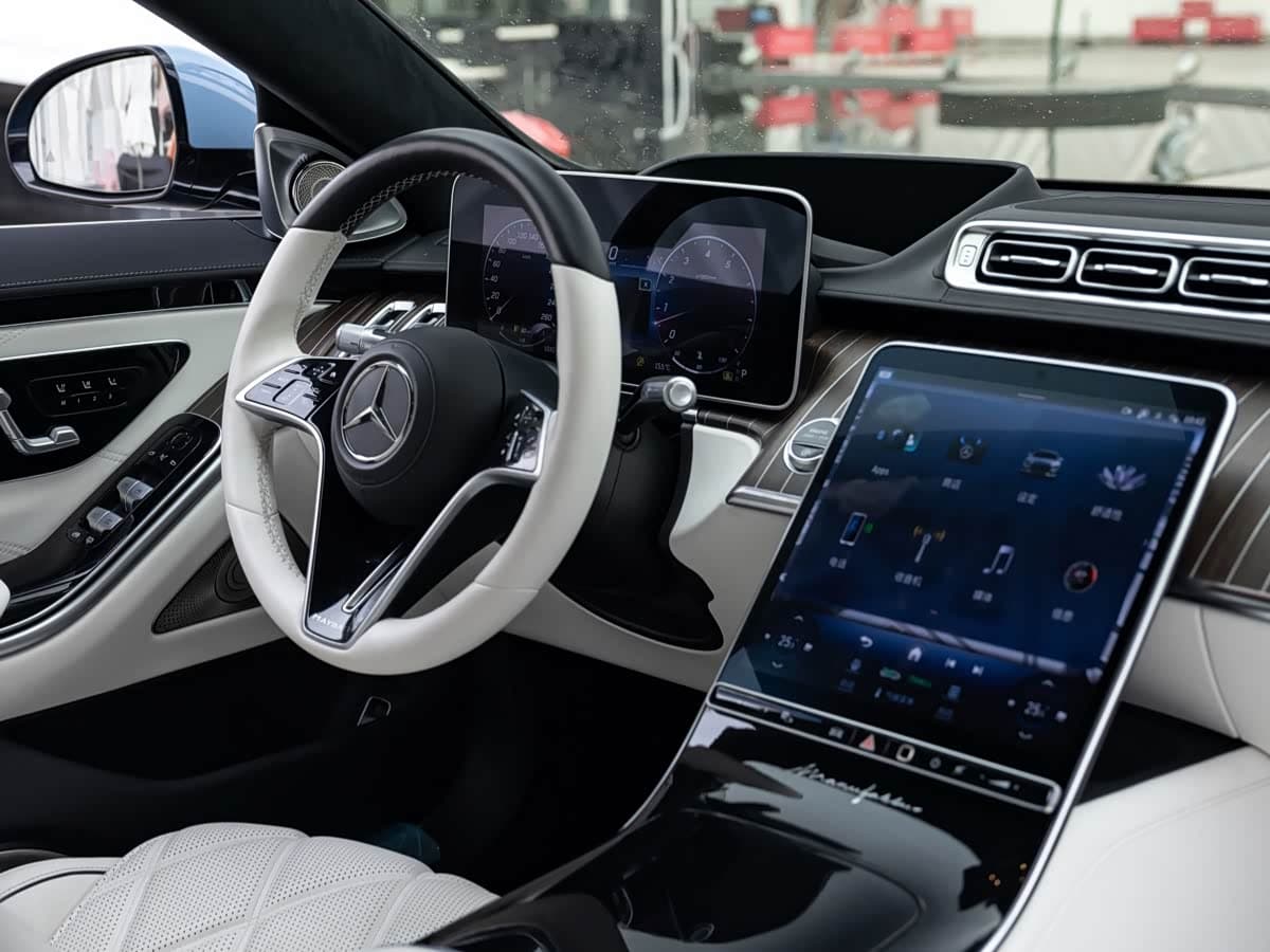 Mercedes-Benz Maybach S-Class 2023 — Фото 12/20