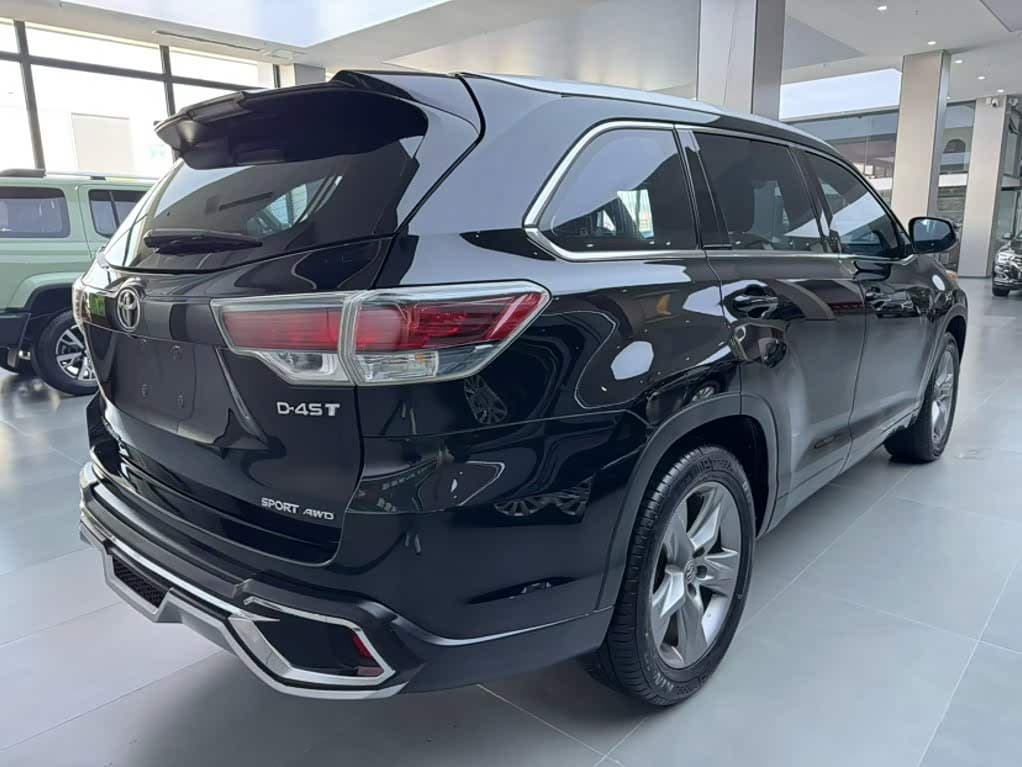Toyota Highlander 2016 — Фото 10/16
