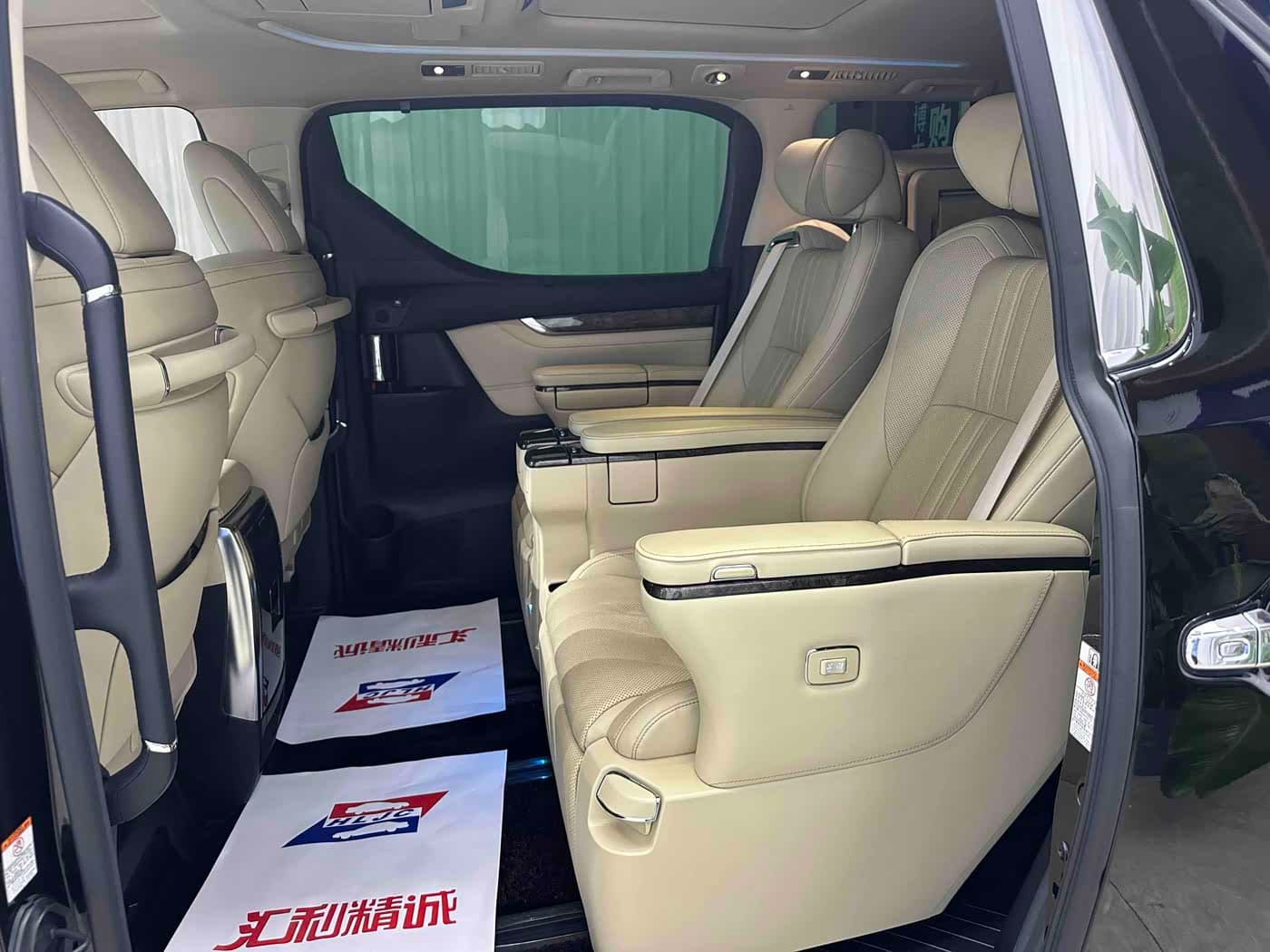Toyota Vellfire 2021 — Фото 9/20