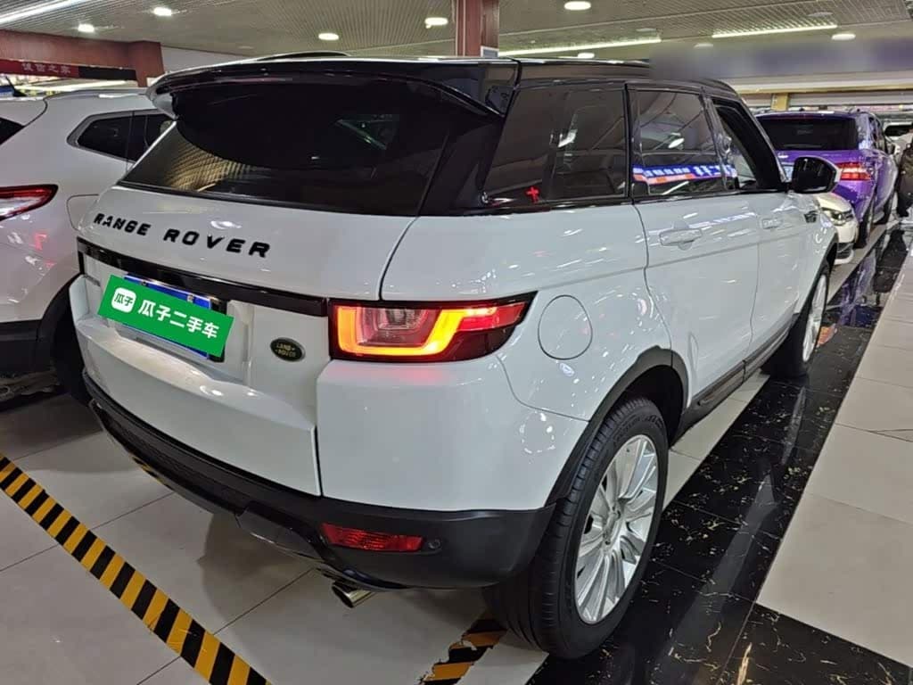 Land Rover Range Rover Evoque 2017 — Фото 7/20