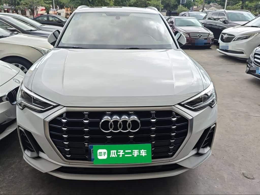 Audi Q3 2020 — Фото 3/20