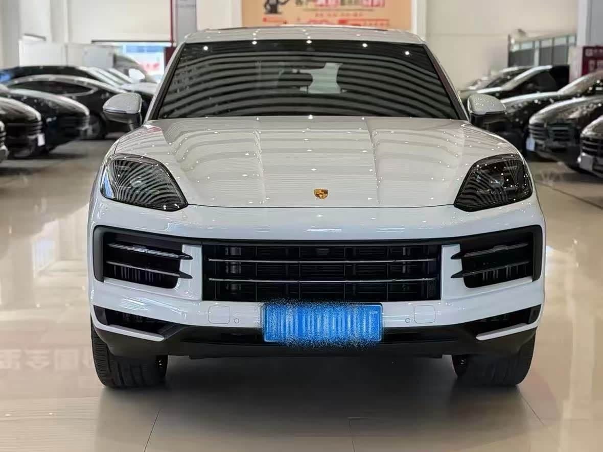 Porsche Cayenne 2024 — Фото 2/10