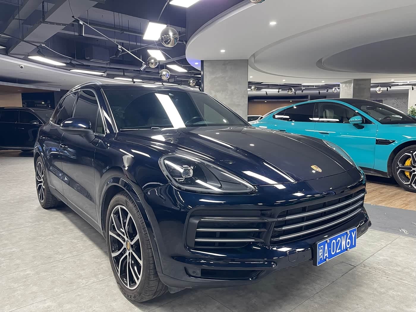 Porsche Cayenne 2018 — Фото 2/9