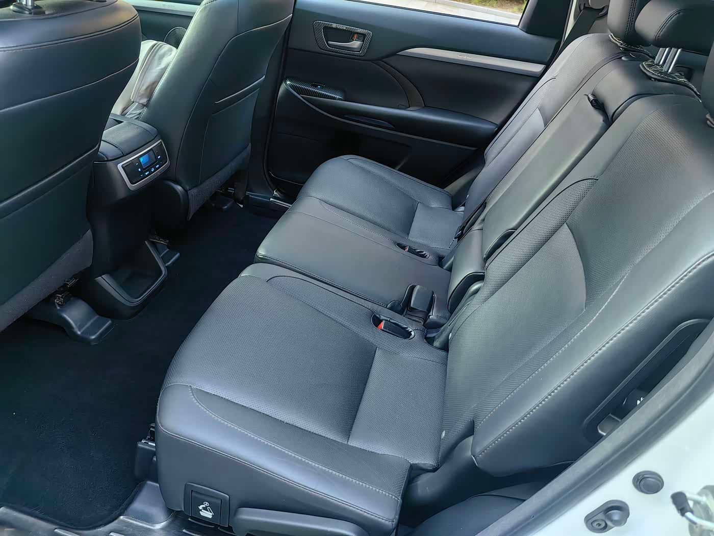 Toyota Highlander 2016 — Фото 12/20