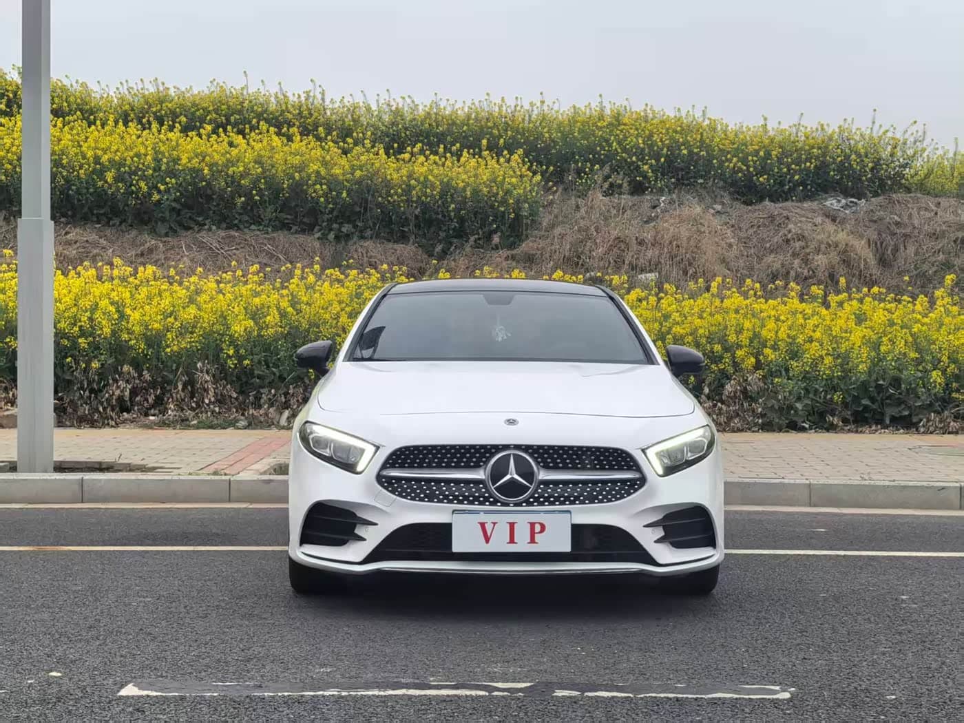 Mercedes-Benz A-Class 2023 — Фото 2/9