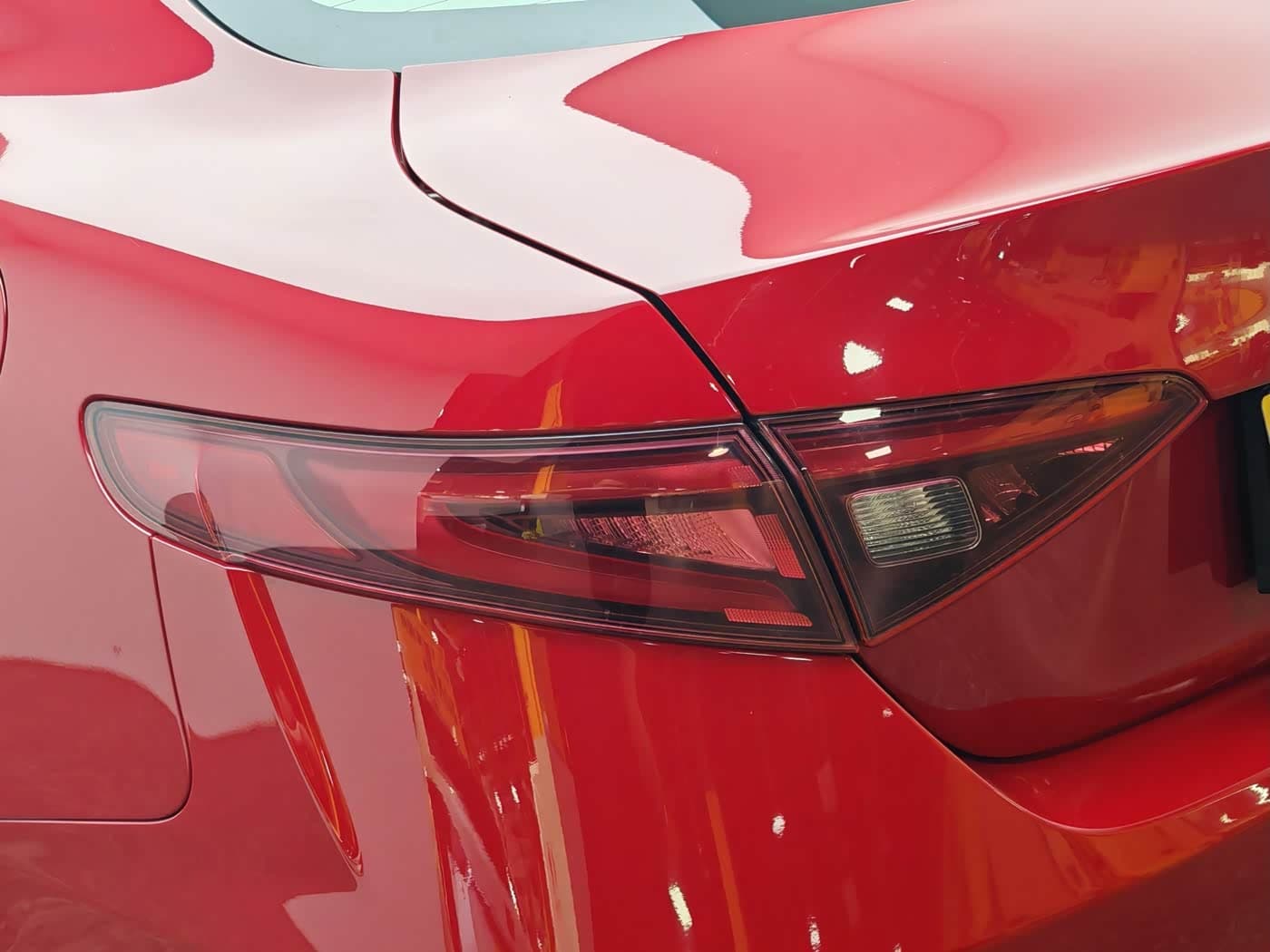 Alfa Romeo Giulia 2019 — Фото 7/20