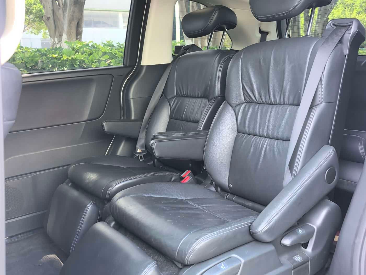 Honda Odyssey 2016 — Фото 11/20
