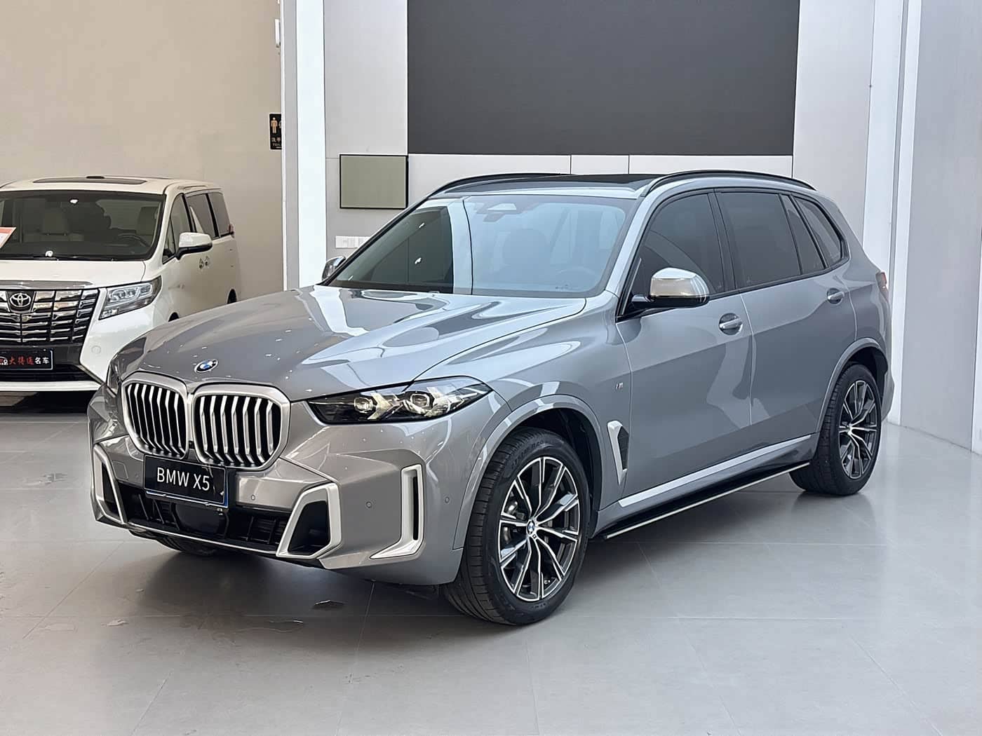 BMW X5, 2025