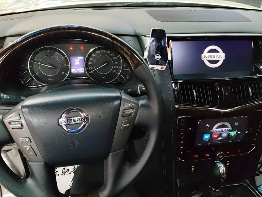 Nissan Patrol 2019 — Фото 12/16