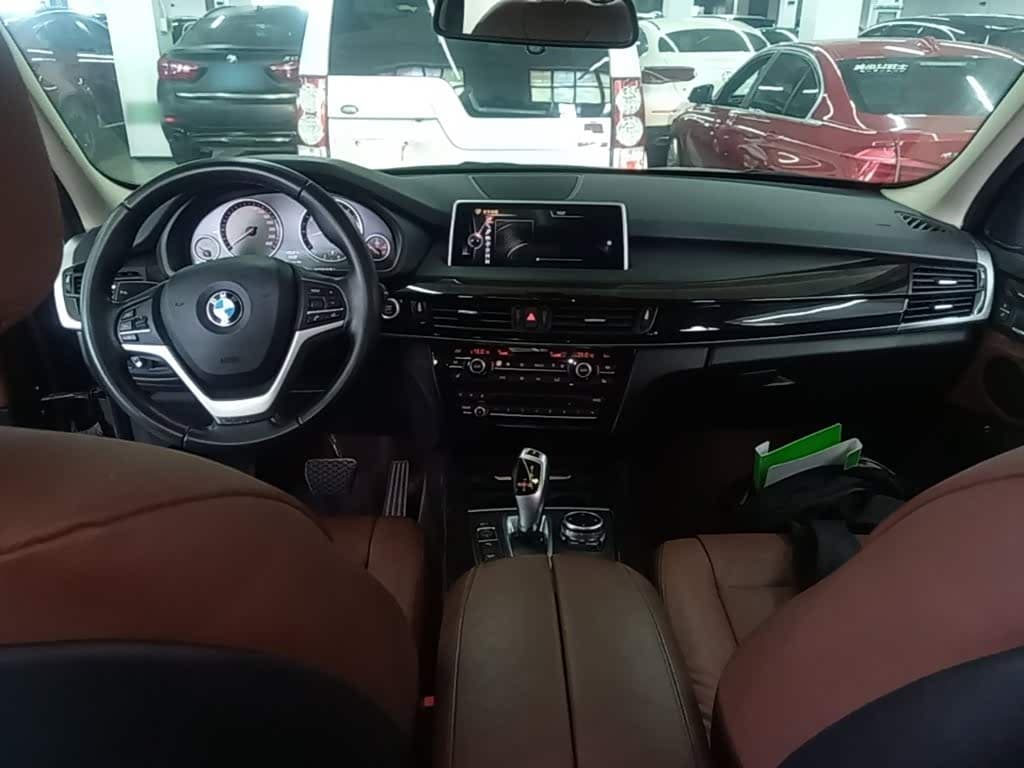 BMW X5 2014 — Фото 10/20