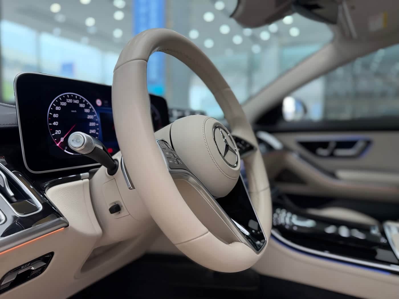 Mercedes-Benz S-Class 2023 — Фото 16/20
