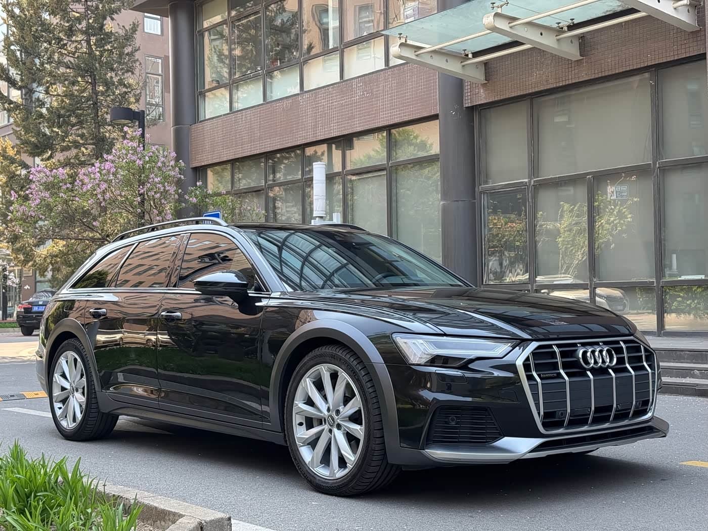 Audi A6 2020 — Фото 3/20