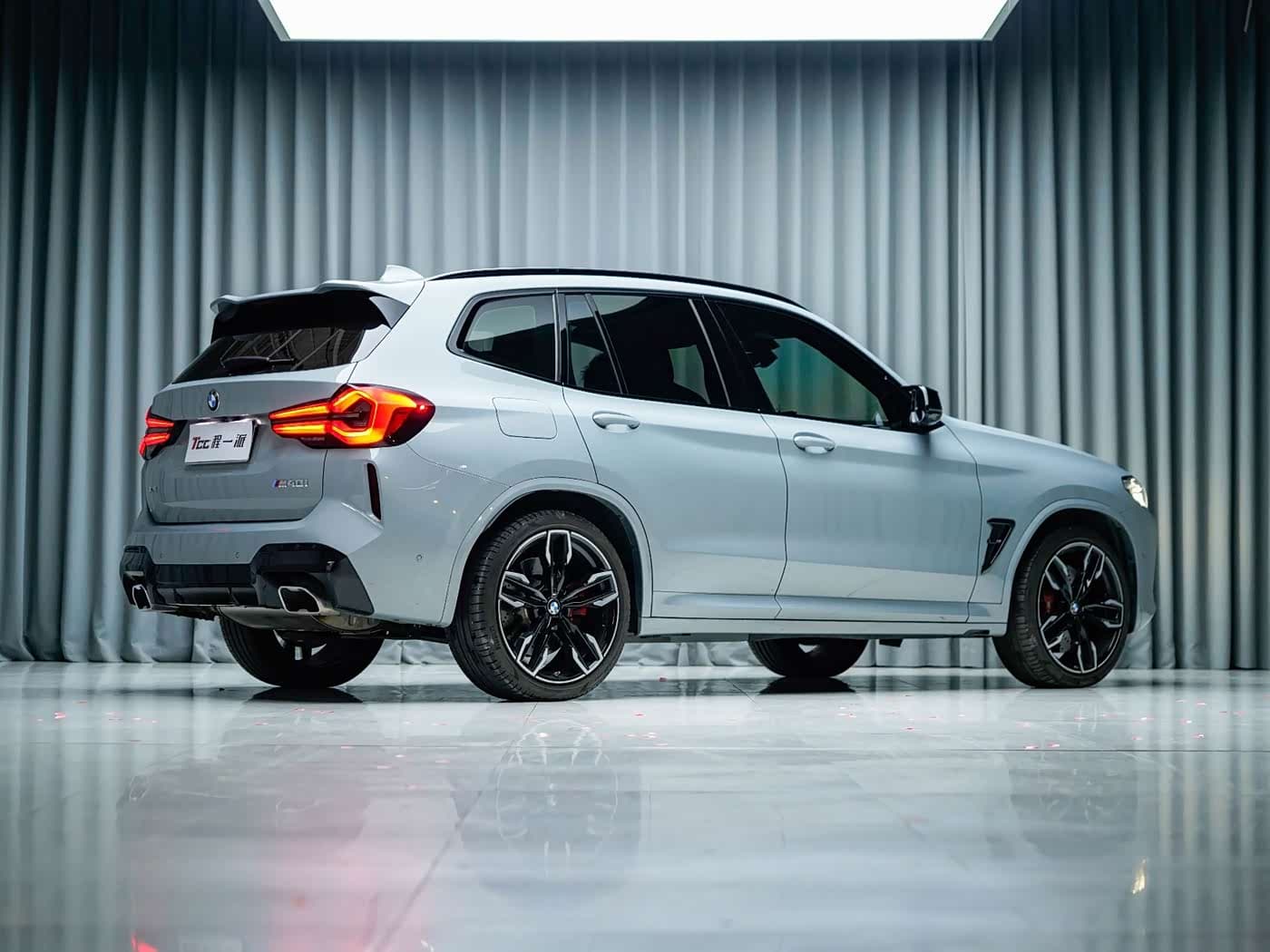 BMW X3 M40i 2025 — Фото 8/15