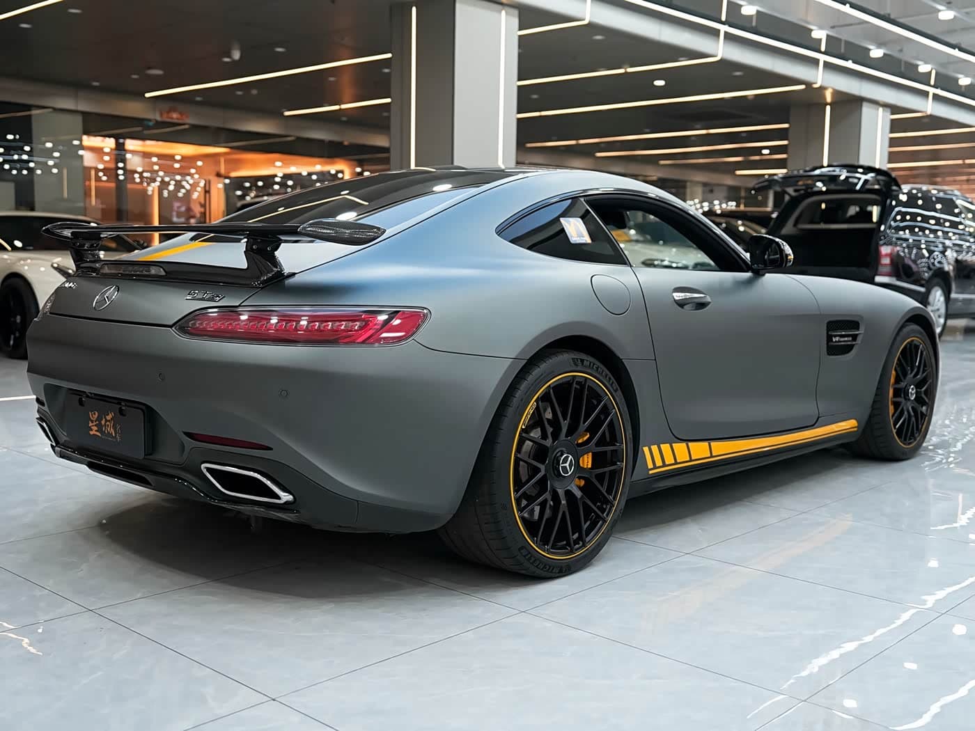Mercedes-Benz AMG GT 2017 — Фото 6/20