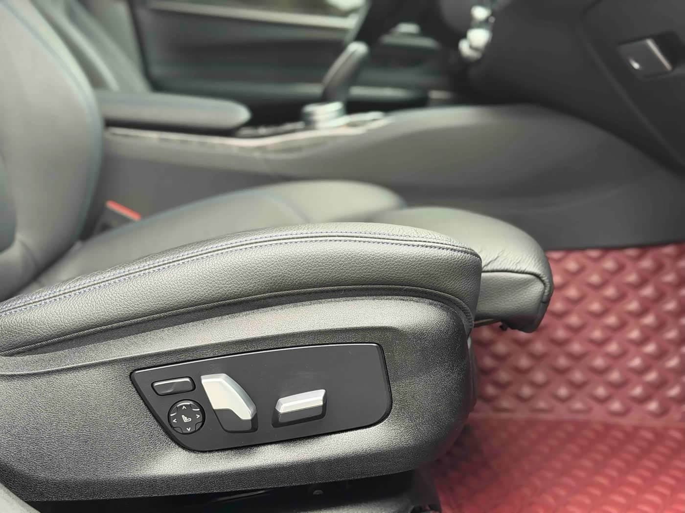 BMW 6 Series GT 2020 — Фото 16/18